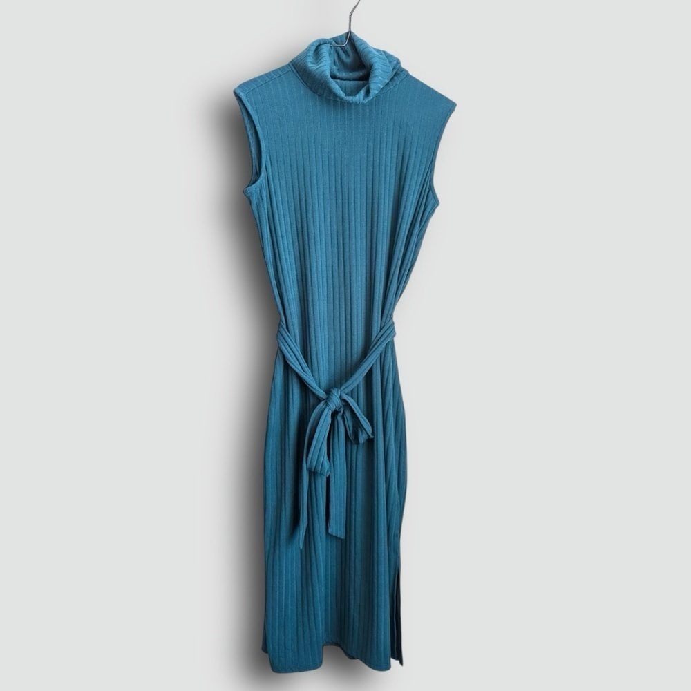 RW&Co Belted Mock-Neck Sleeveless Sweater Shift Dress - Picture 6 of 12